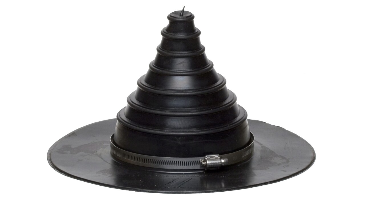Firestone QuickSeam Pipe Flashing  25 - 152 мм Фланец универсальный для прохода трубы через бутилкаучуковую пленку 